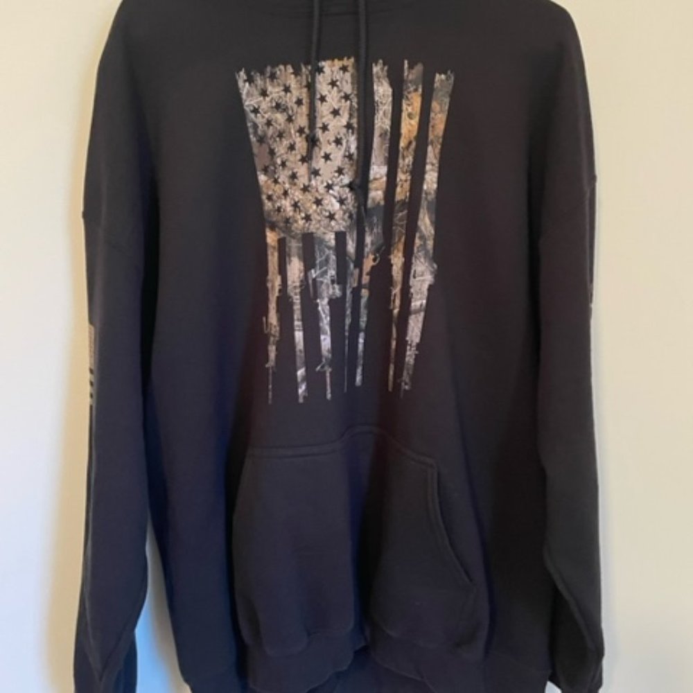 Realtree Edge Rifle Flag Hoodie